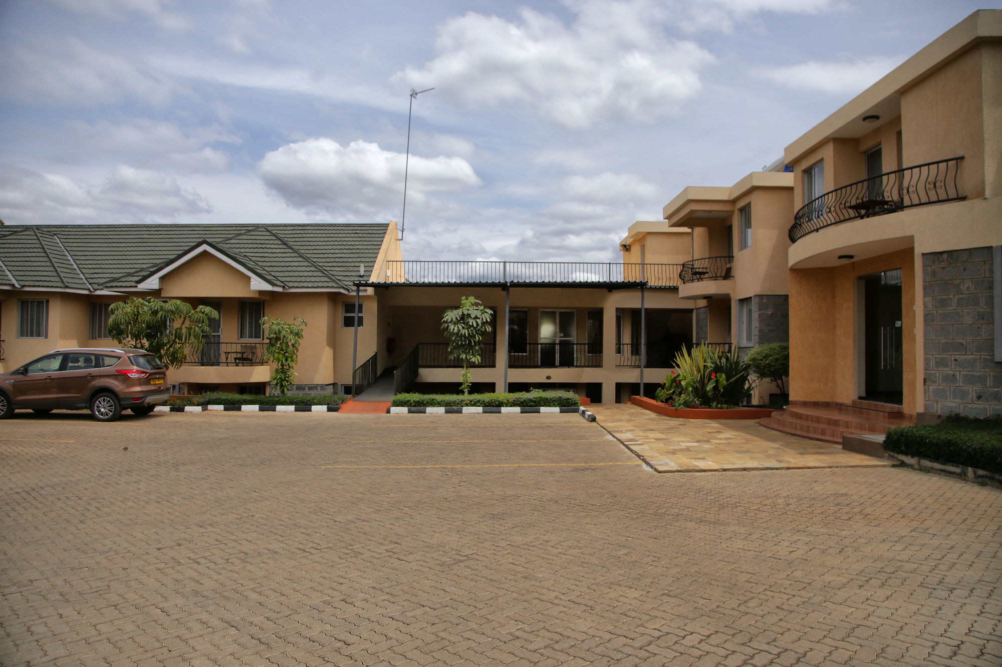 Longview Suites Hotel Nairobi Exteriör bild